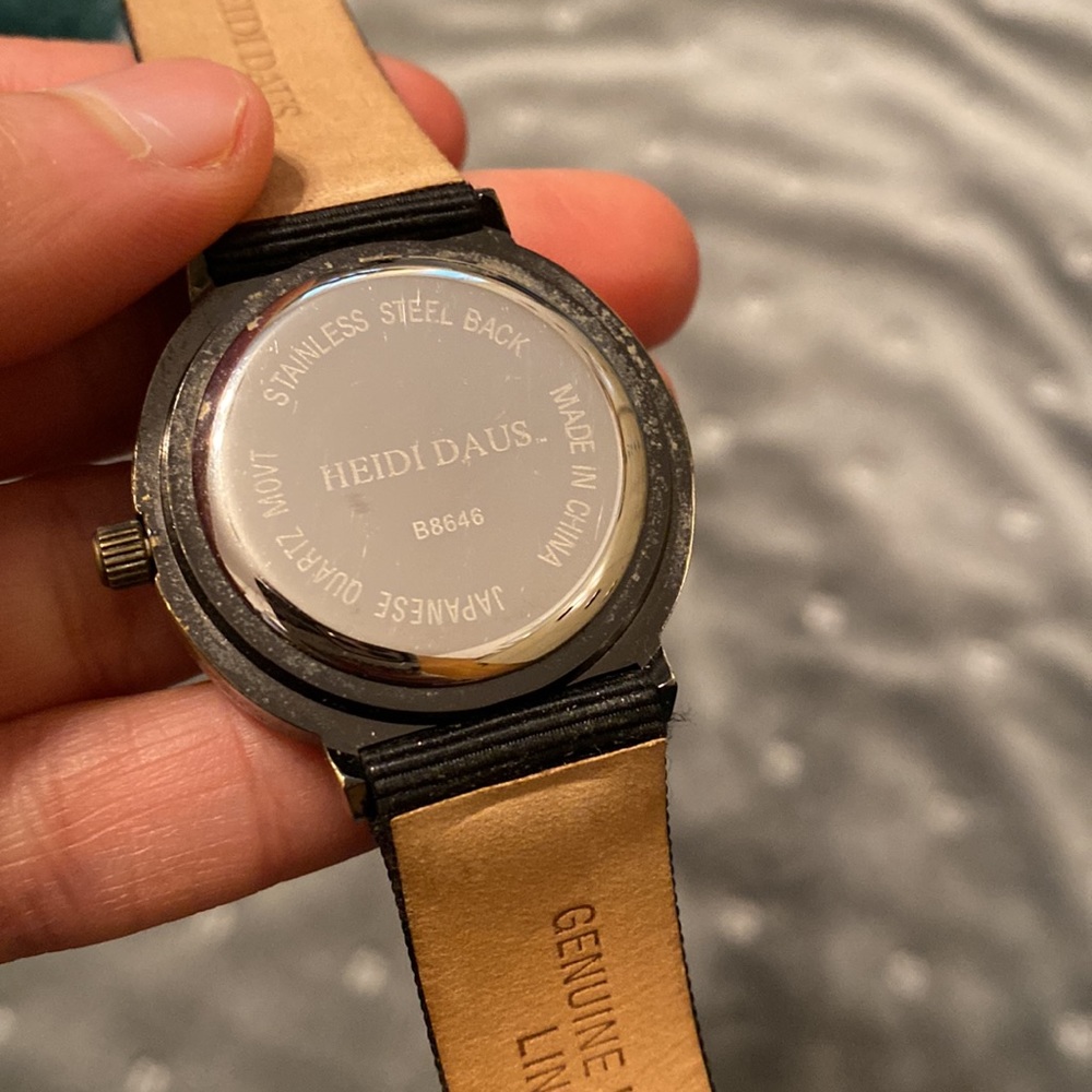 Diamond watch - Picture 4 of 5